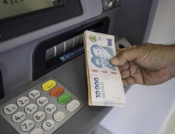 Los empleados públicos tendrán acreditados sus haberes el 30 de septiembre