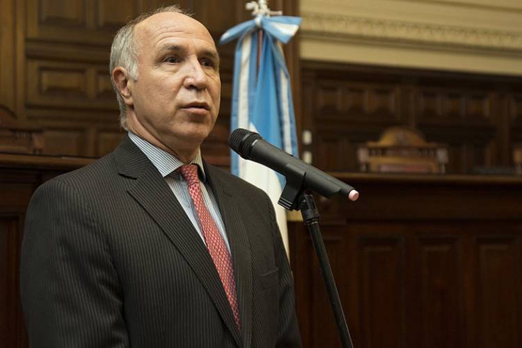 Ricardo Lorenzetti presentó su libro “El nuevo enemigo”, un llamado urgente para evitar el colapso ambiental