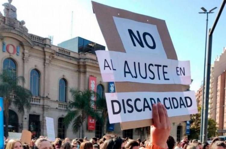 Marchas en todo el País contra el Ajuste en tratamientos para discapacidad