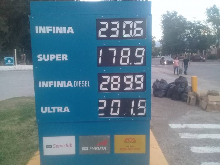 Aumento de combustibles: Enero 4%, Febrero 4% y 3,8% en marzo