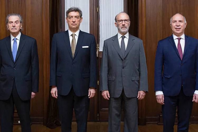 La Corte tiene en sus manos las elecciones en Tucumán y San Juan, pero no rechazaría las candidaturas de Juan Manzur y Sergio Uñac