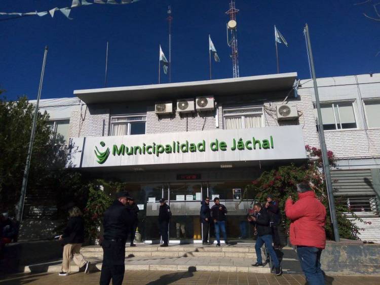 Conflicto del Agua Potable en Jáchal, Pampa Vieja: “Las autoridades de OSSE llegan mañana viernes 7 de julio a dar “explicaciones del caso” y van a “explicar lo del boro”