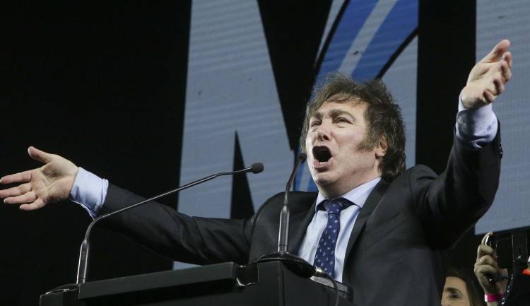Repudian a Javier Milei por usar la palabra "mogólico" como insulto