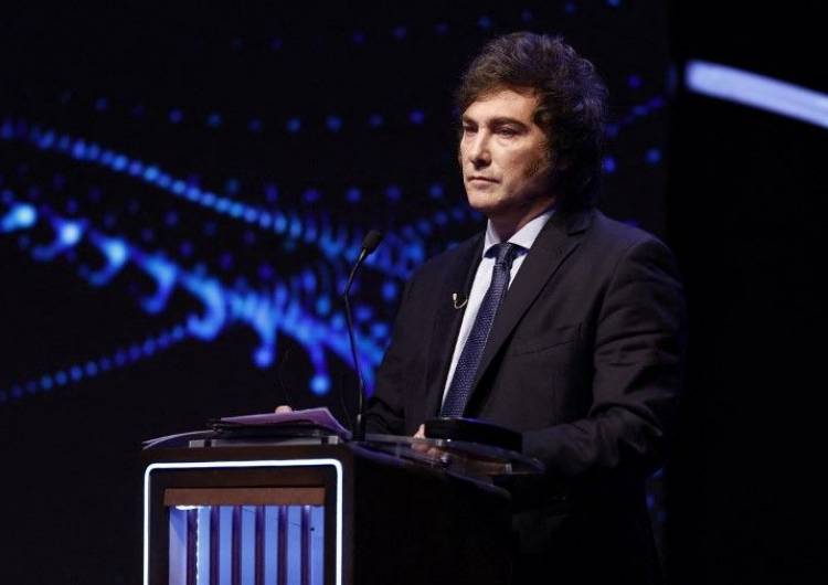 Patricia Bullrich denunció penalmente a Javier Milei por acusarla de poner bombas en jardines de infantes