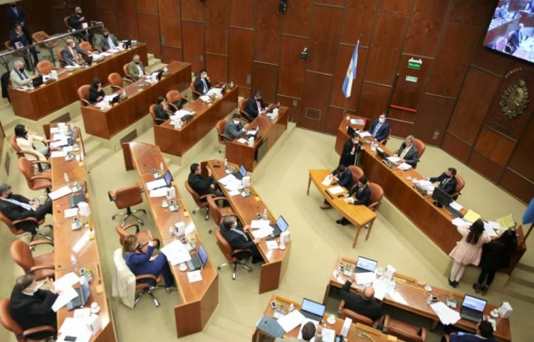 Se conocieron las 14 ternas para los cargos en la Justicia: Una Concejal de Miguel Vega para competir por un lugar en la Segunda Circunscripción Judicial
