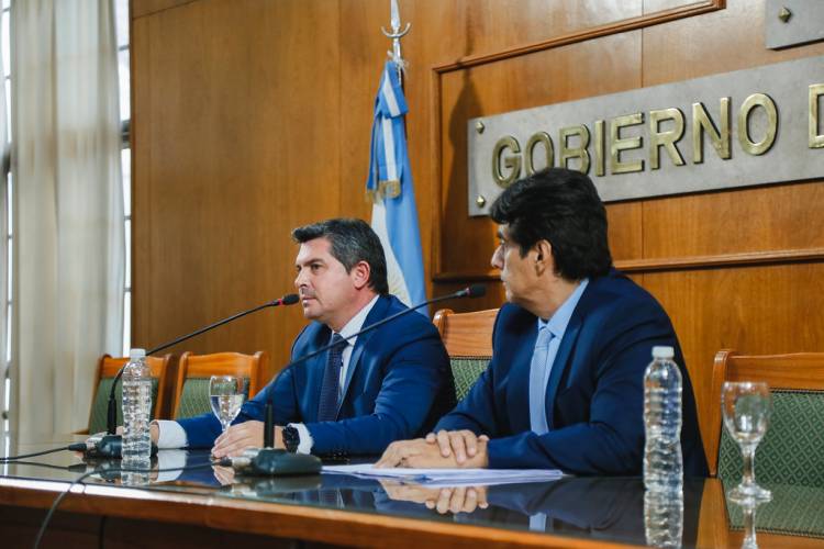 Luego de la “administración” Uñac, el Gobernador Orrego confirmó: “La provincia está en terapia intensiva"
