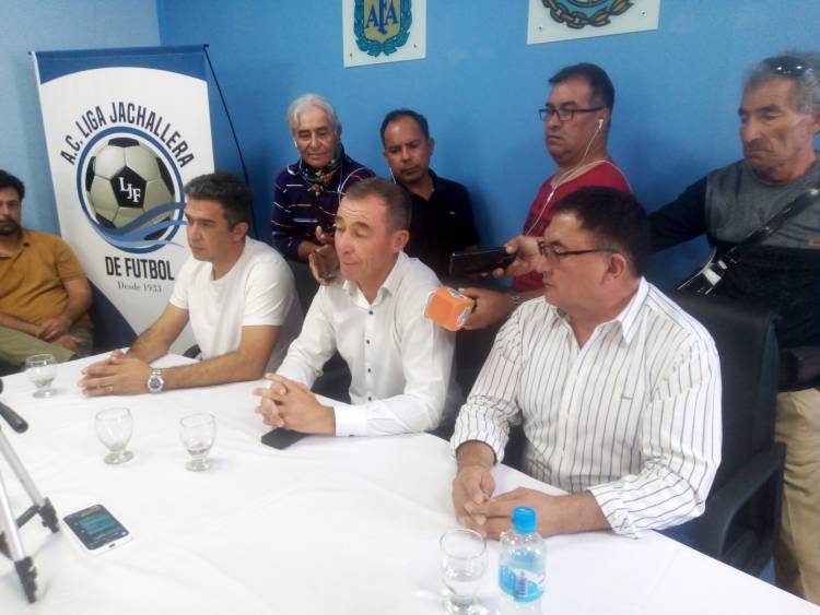 En la Liga Jachallera de Fútbol, Fabián Martín se reunió con dirigentes de entidades deportivas locales