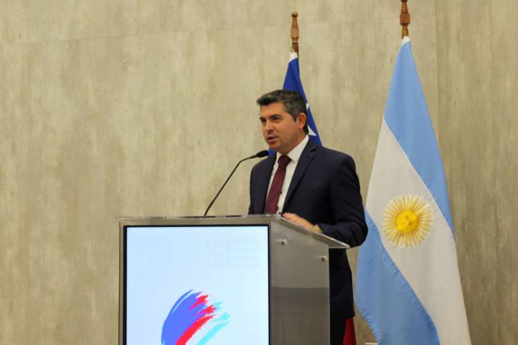 Orrego en Chile: “Trabajamos en fortalecer los lazos de cooperación y oportunidades”