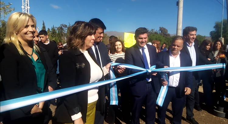 Entrega de viviendas Barrio Virgen de Fátima: “A cada una de las familias, que disfruten de su casa”