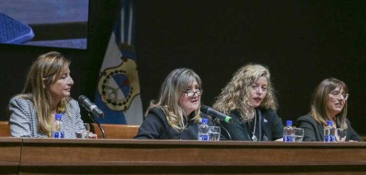 El Gobierno de San Juan lanzó un programa para mejorar el nivel educativo del secundario
