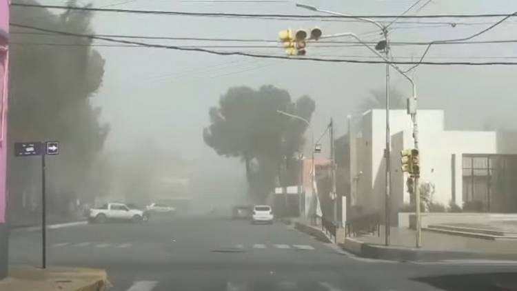 Alerta: Anuncian fuerte viento Zonda para el día de la fundación de San Juan