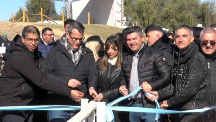El gobernador Marcelo Orrego asistió a la Fiesta Provincial del Carneo Español