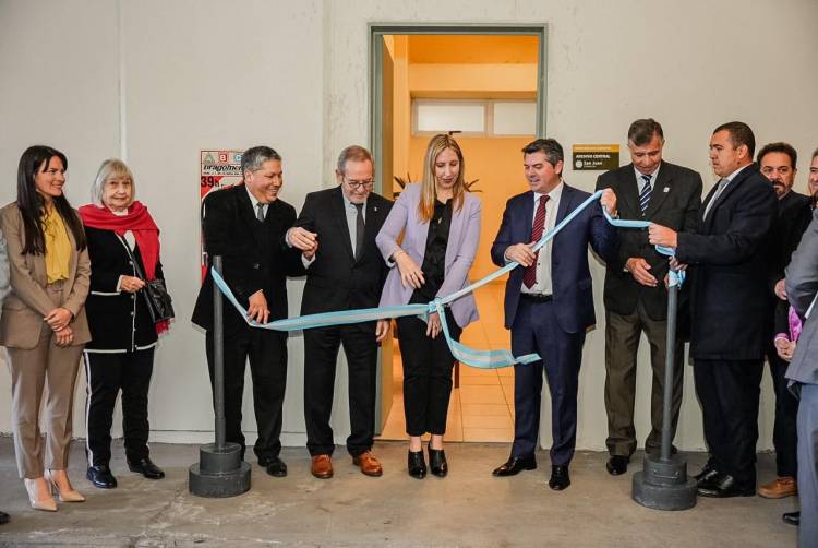 El Gobernador Marcelo Orrego inauguró el Archivo del Ministerio de Gobierno