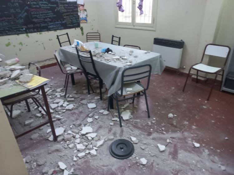 Escuela Agustín Gascón de Niquivil: Luego de la clausura y el traslado de los alumnos a otro edificio, se convoca a una manifestación en la puerta del edificio dañado para el día jueves 5 a las nueve horas