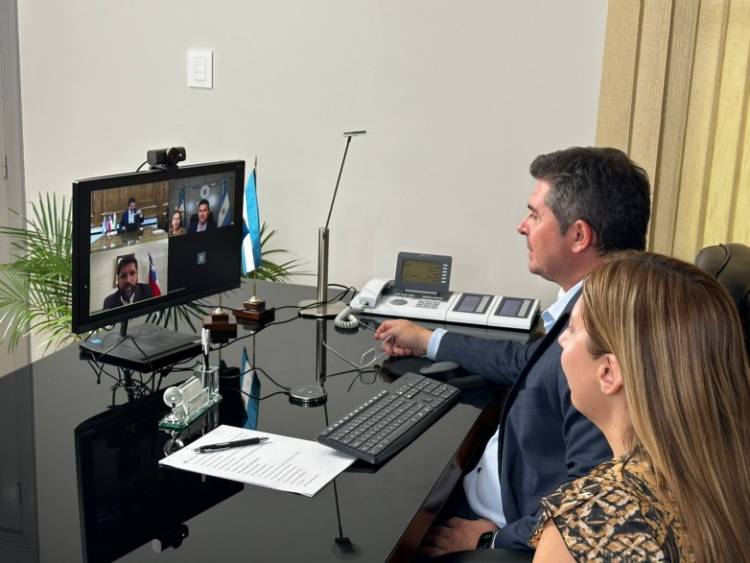Orrego mantuvo una reunión virtual con autoridades chilenas para ultimar detalles de la apertura del Paso de Agua Negra