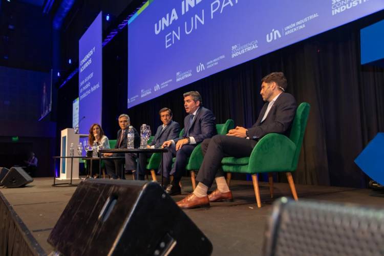 Orrego ante la UIA: "San Juan ocupa un lugar estratégico no solo para Argentina sino también para el mundo"