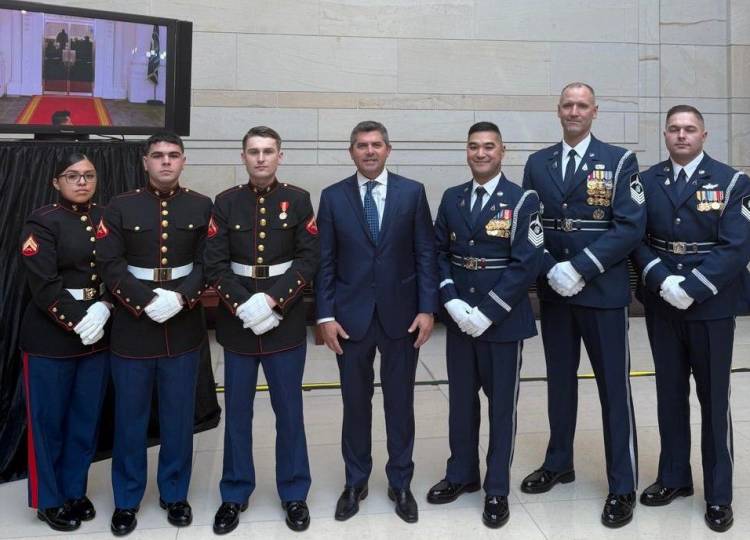 El gobernador de San Juan, Marcelo Orrego, presenció la asunción de Donald Trump como presidente de Estados Unidos