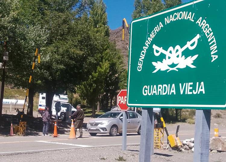 Disponen de un equipo de salud y ambulancia en el Paso Internacional de Agua Negra