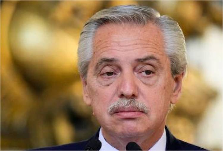 Procesaron al ex presidente Alberto Fernández en la causa Seguros