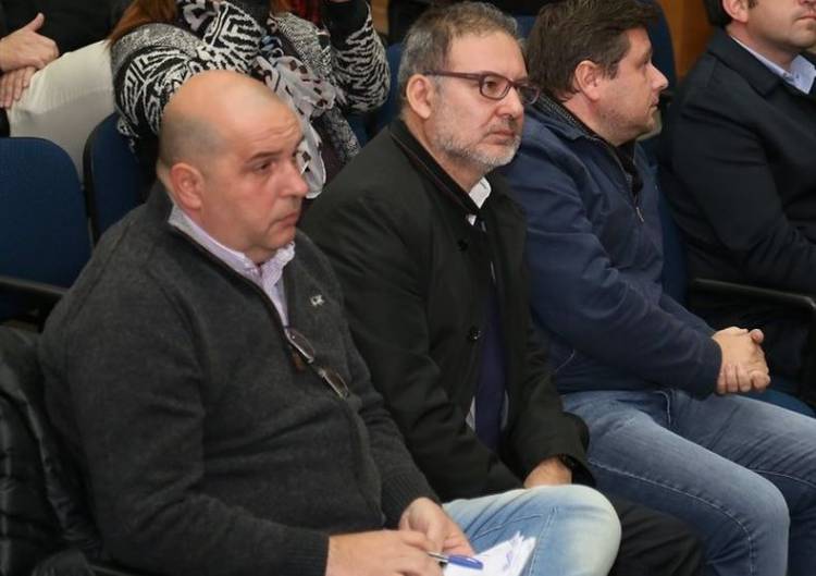 Hubo una alerta previa: advirtieron que la empresa vinculada al primo de Uñac ofrecía caños más caros y sin "respaldo técnico" para el Acueducto