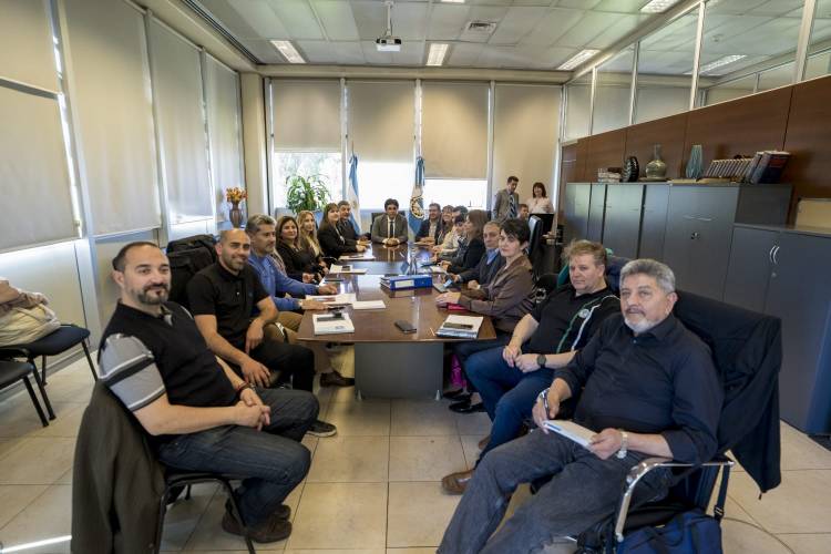 Paritarias docentes: Gobierno de San Juan y gremios terminaron una nueva negociación