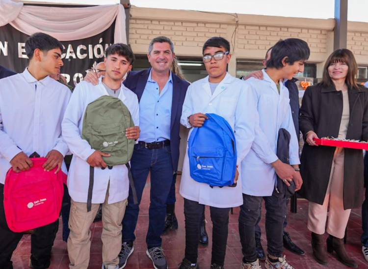 Escuela Secundaria de Mogna: Su histórico inicio y los pasos hacia el futuro