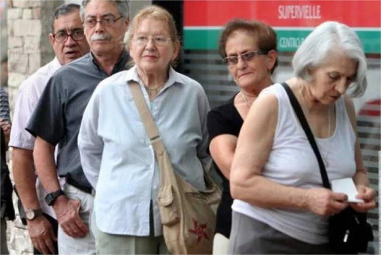 Jubilados: Calendario de pagos para jubilados, beneficiarios de AUH y planes sociales en octubre 2025