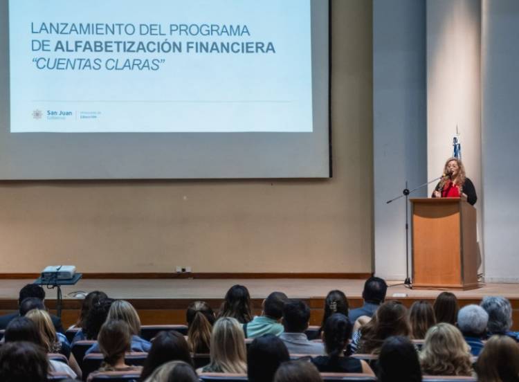 Se puso en marcha el programa "Cuentas Claras" de alfabetización financiera