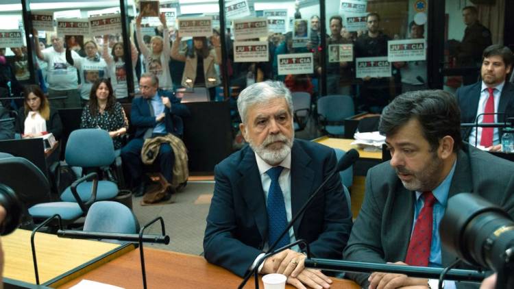 Julio De Vido vuelve a prisión: tras el fallo de la Corte Suprema, ordenaron su detención por la Tragedia de Once