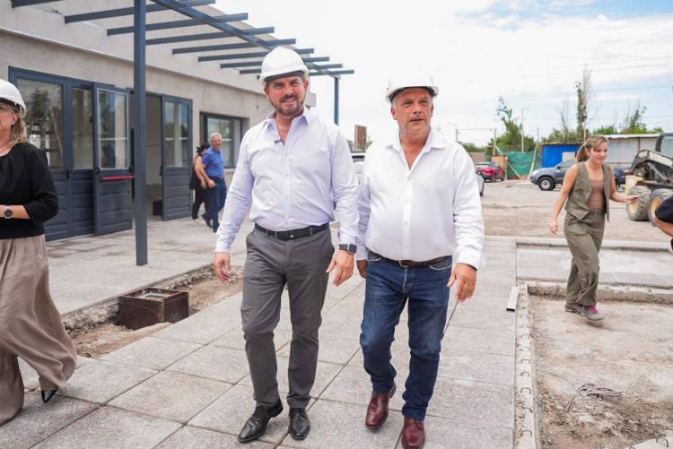 El gobernador recorrió el avance de obra del Centro Integrador Comunitario de Marquesado