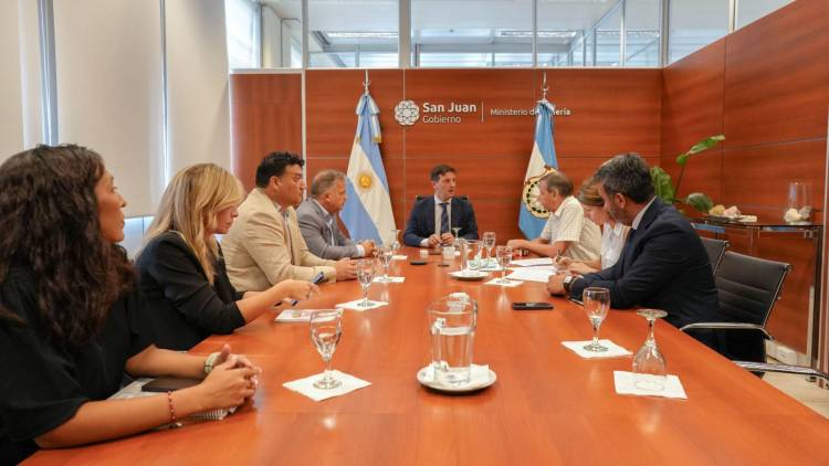 Se firmó un convenio para ejecutar obras clave que optimizarán el riego en Calingasta