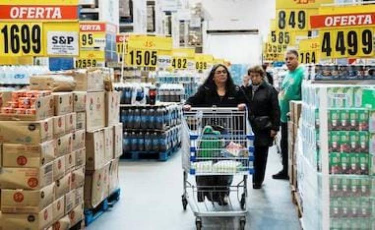 Dato Indec: En el mes de febrero, una familia tipo necesitó $1.397.672 para no ser pobre 