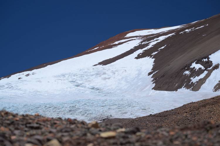 Amparo por la “Ley de Glaciares”: denuncian restricciones a la participación y crece la tensión en el debate ambiental