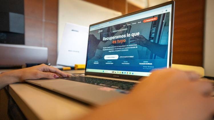 La Policía de San Juan cuenta con un sistema digital para la restitución de objetos recuperados