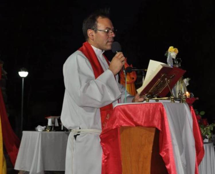 Ley de Glaciares. Presbítero Gustavo Vaca: “Seguir vendiendo la patria y arrodillarse frente al dios dinero”