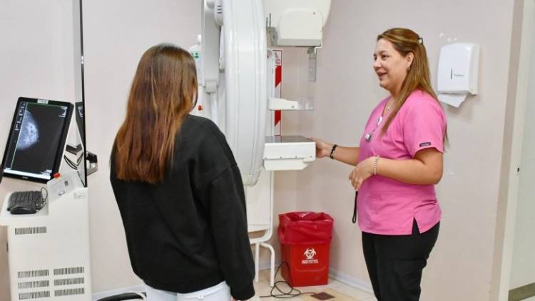 Refuerzan la prevención y los controles con la segunda Noche de las Mamografías