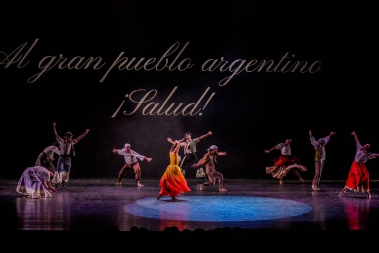 “Hilos de Revolución”: una gala patria que une memoria, danza y emoción