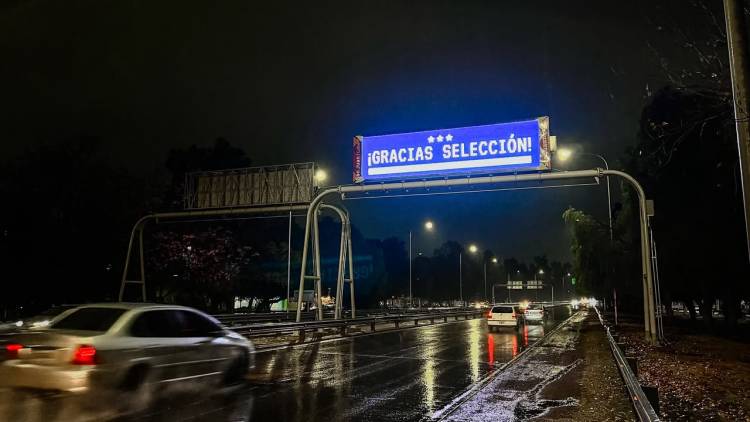 San Juan bancó a la Selección Argentina y le agradeció en todos los carteles de avenida Circunvalación