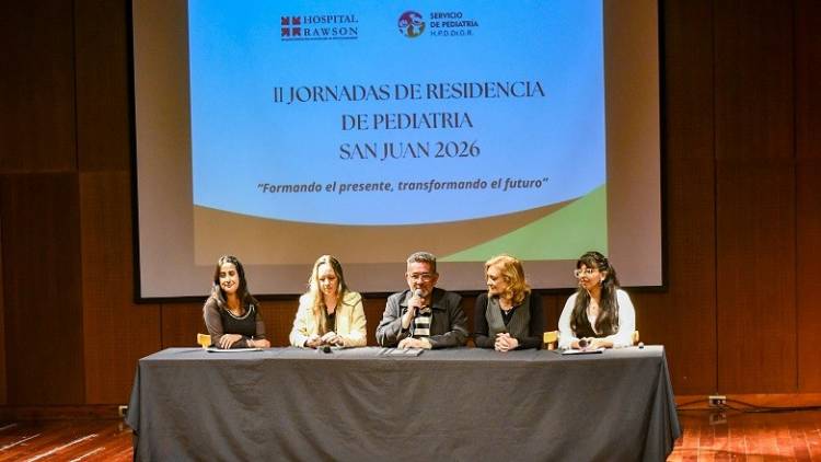 La formación pediátrica reunió a especialistas y residentes en una jornada científica