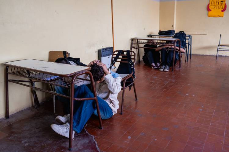 Más de 243.000 estudiantes participan del Simulacro de Evacuación Escolar