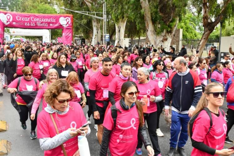Más de 7.000 personas participaron de la Maratón de Concientización sobre el Cáncer de Mama