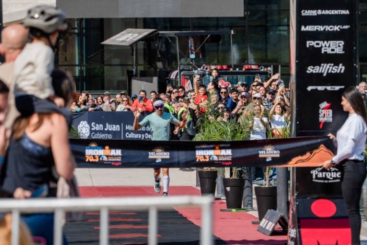 Cronograma de actividades para IRONMAN 51.50 San Juan y IRONMAN SAN JUAN 2026